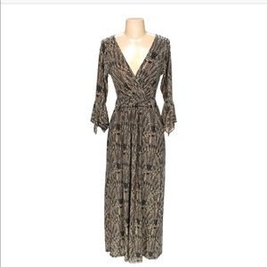 Beautiful vintage type maxi dress